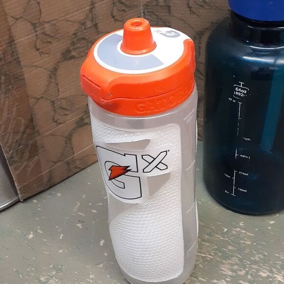 Bundle of 4 water tumblers - Picture 2 of 11